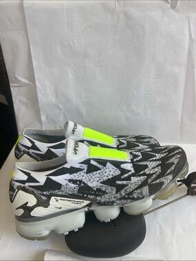 Nike VaporMax Acronym
Mens size 10 / WMS size 11.5